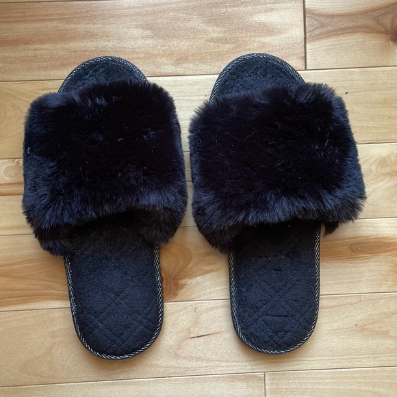 Faux fur slipper size 7-8 US - Picture 6 of 6